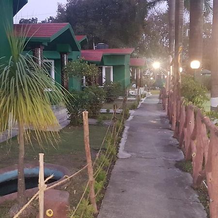 Midway Resort Rishīkesh Esterno foto