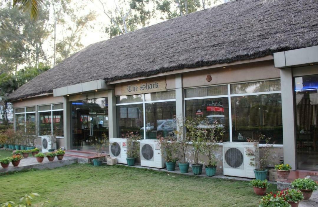 Midway Resort Rishīkesh Esterno foto
